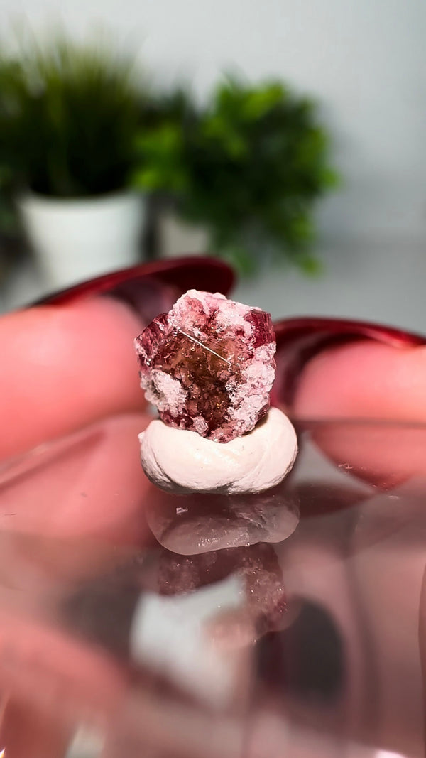 Scarlet Emerald (Red Beryl/Bixbite) from Thomas Range, Utah