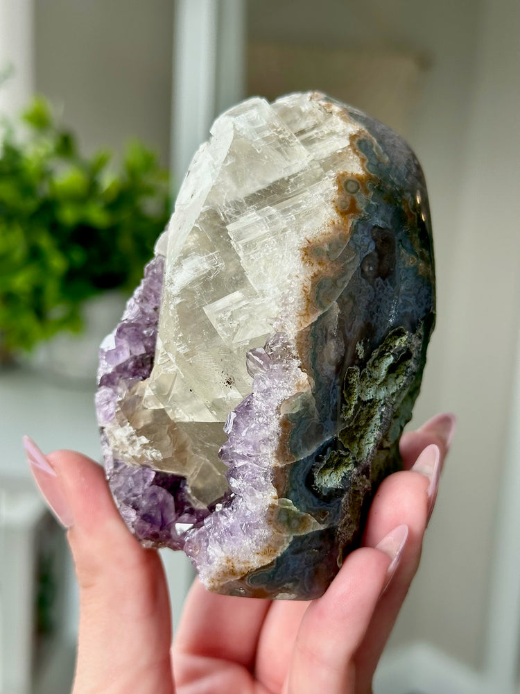 Druzy Amethyst With Calcite Free Form From Uruguay #2