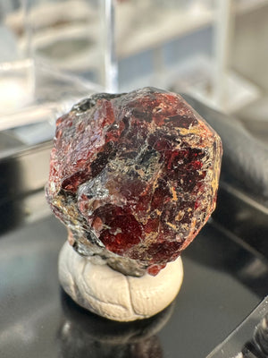 Gemmy Garnet Specimen From River Valley Mine, Ontario #7