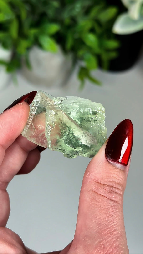 Glassy Apple Green Fluorite with Beveled Edges from Xianghuapu Mine