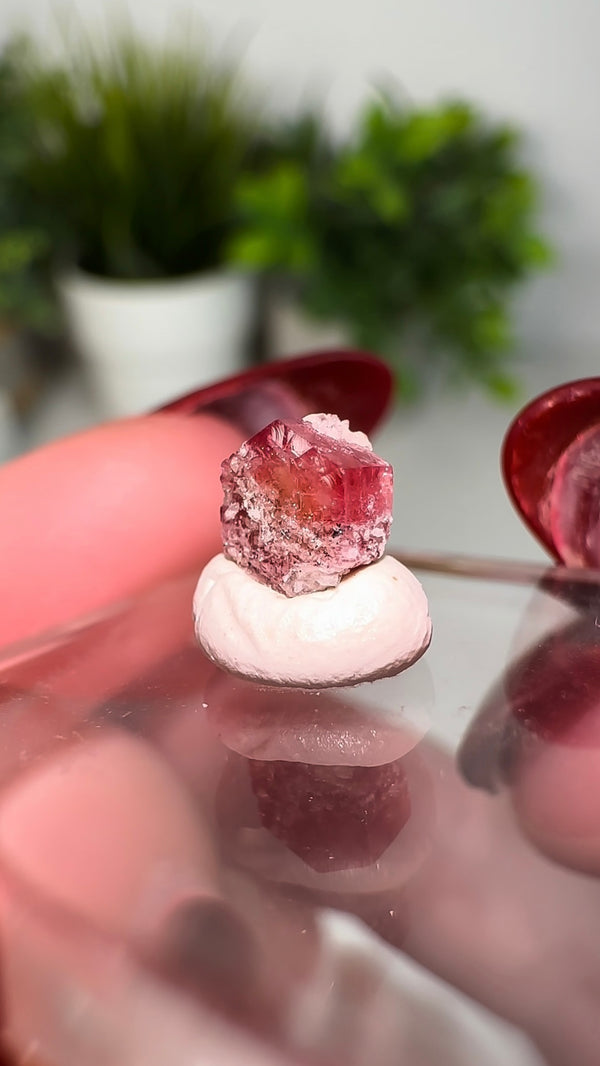 Scarlet Emerald (Red Beryl/Bixbite) from Thomas Range, Utah